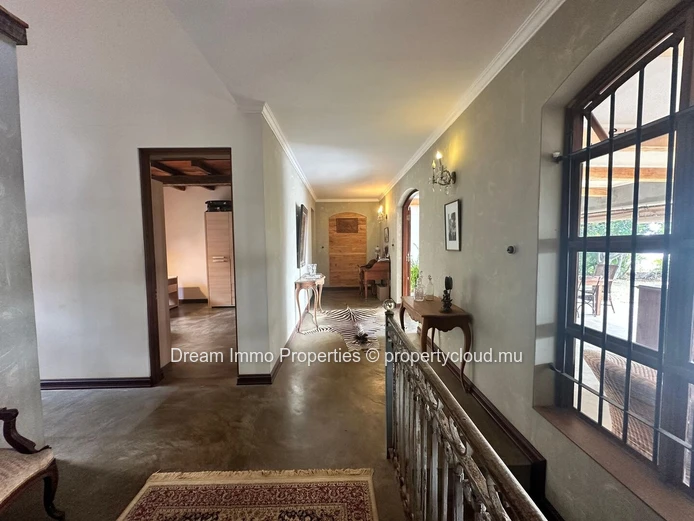 Élégante villa de caractère de 3 chambres avec vue panoramique mer et montagne à Tamarin – Ile Maurice