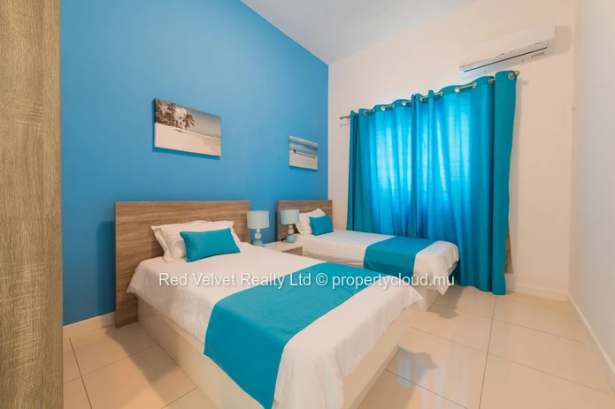Luxury Beachfront Apartment for Rent in Flic en Flac | Ocean Views
