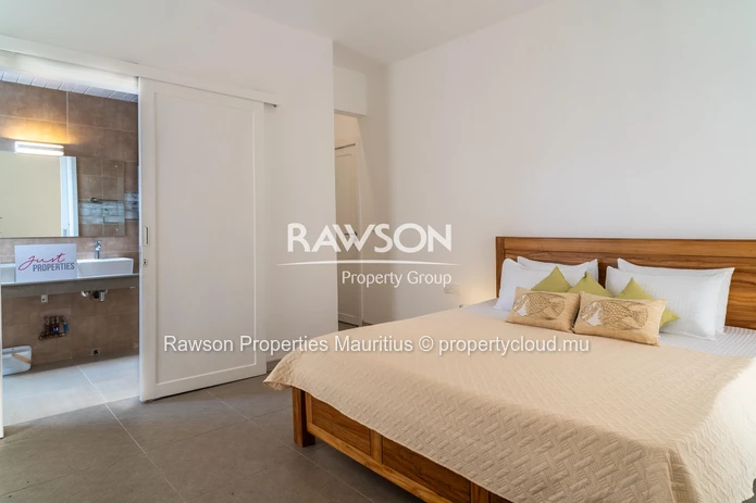 Furnished Apartment | 2 En-Suite Bedrooms | Sea View | Trou D’Eau Douce