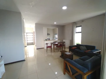 Ebene-Modern and spacious 2 bedroom duplex for rent