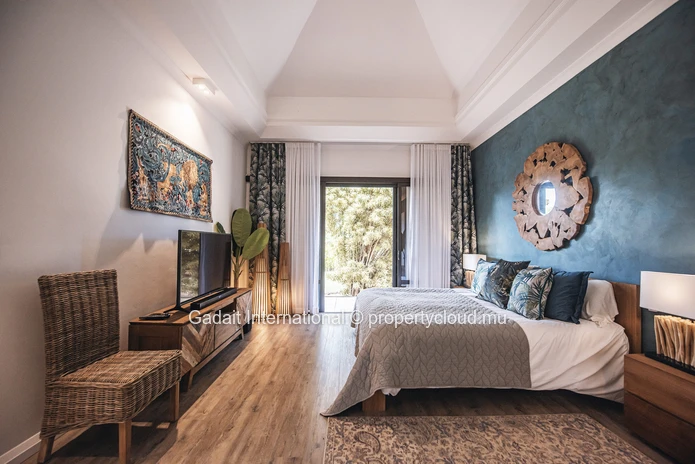 Villa à vendre à Tamarina Golf Estate – 4 chambres, vue golf à Tamarin, Île Maurice
