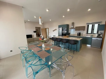 Penthouse de 3 Chambres