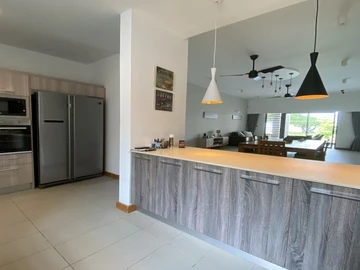 3 Bedroom Townhouse, Duplex