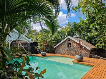 5 Bedroom Villa