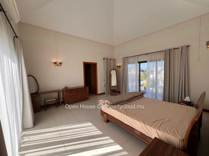 Architect-designed villa in Mon Choisy, featuring 4 bedrooms, 3 bathrooms, 1 office, and a swimming pool.