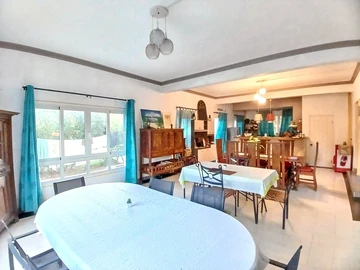 9 Bedroom Villa