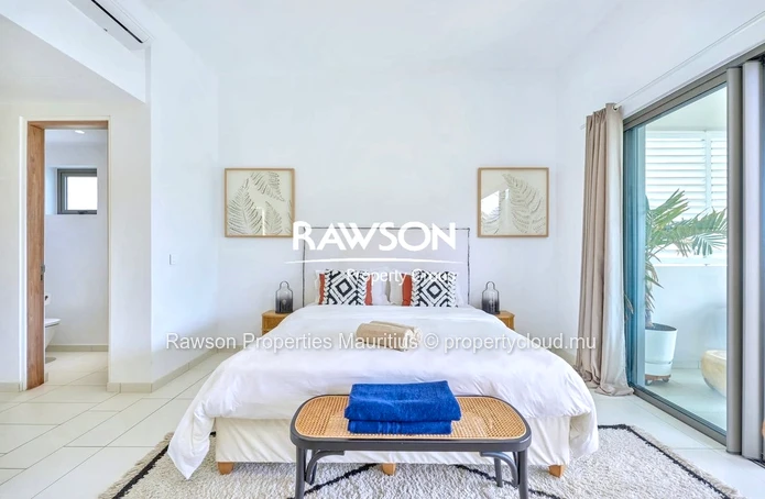 Pas Loin De La Mer, Penthouse A Vendre A Pereybere