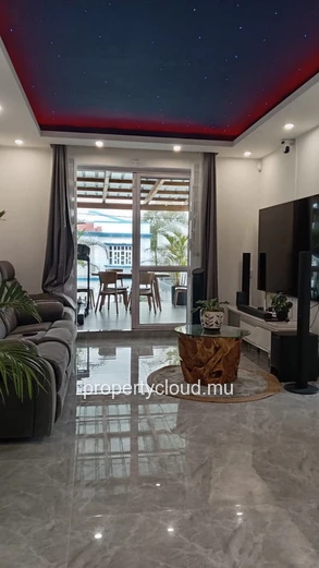 FOR SALE – New villa built in 2025 in the center of Grand Baie