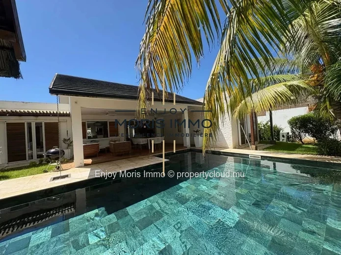 Grand Baie – Villa 3 Chambres Avec Piscine À Louer – Clos Du Littoral