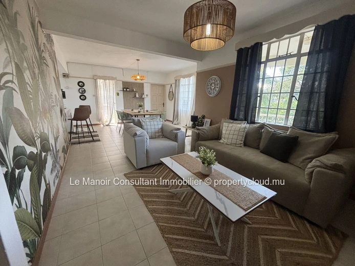 Appartement 3 chambres de 120 m² avec piscine à vendre à Albion