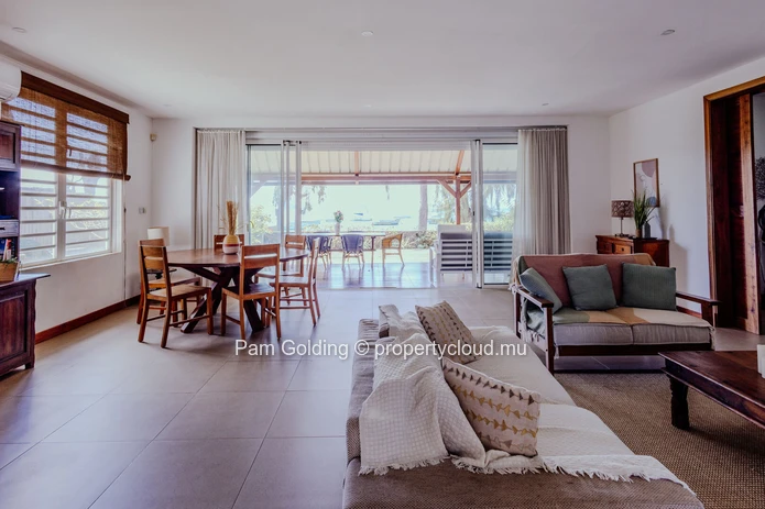 Cap Malheureux – Villa à vendre – Pam Golding Mauritius