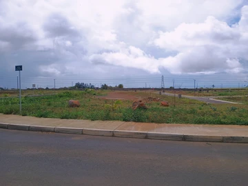 Commercial Land