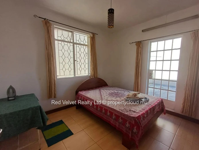 Duplex de 3 chambres à vendre à Quatre Bornes