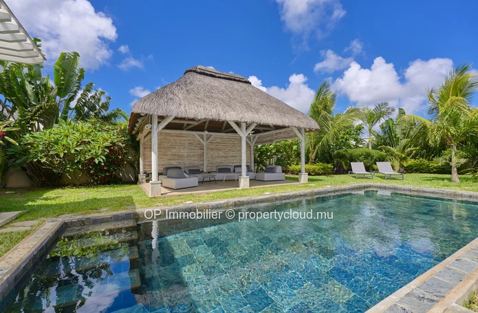 Villa PDS 4 chambres avec piscine privée à vendre à Grand Baie