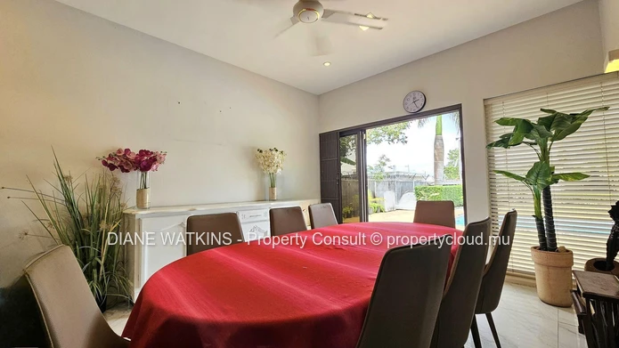 4-bedroom house for sale in Beau Bassin 