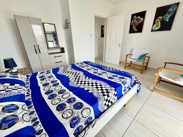 2 Bedroom Townhouse, Duplex