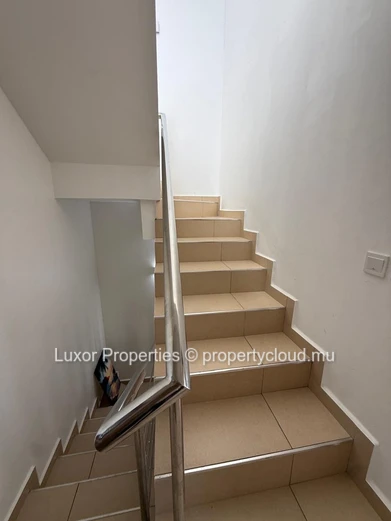 Duplex Moderne Avec Vue Sur Mer À Louer – Flic En Flac