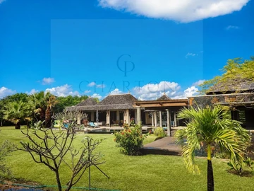 5 Bedroom Villa