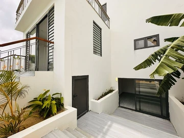 4 Bedroom Villa