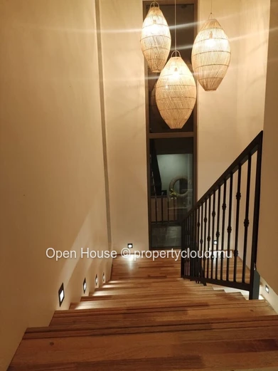 4-Bedroom Furnished Villa with Private Pool in Flic en Flac