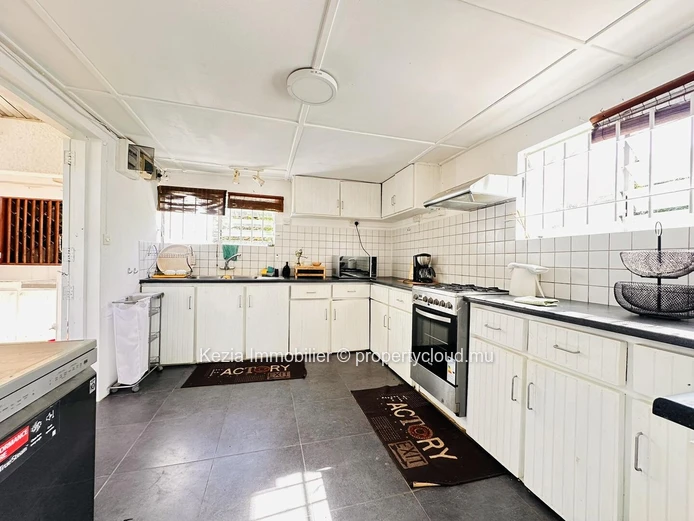 Authentic Creole Villa With Charm