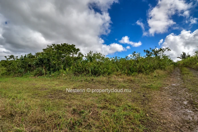 Terrain agricole de 2113m2