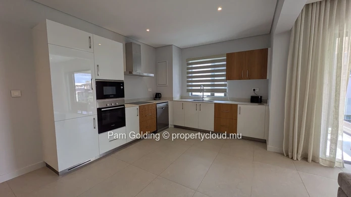 Tout nouvel appartement de 2 chambres à louer à Pereybère – Confort moderne dans un emplacement côtier privilégié