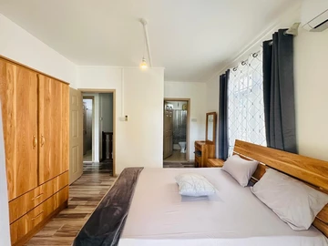 3 Bedroom Townhouse, Duplex