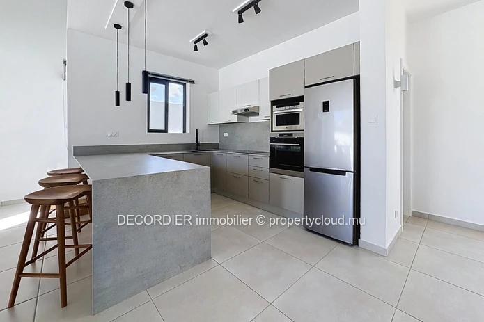 Magnifique maison neuve de plain pied en Exclusivité à louer dans un Domaine au calme
