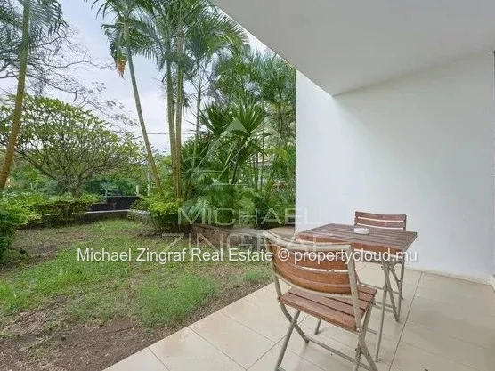 Cosy Apartment Just Steps from Mont Choisy Beach