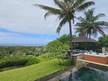 5 Bedroom Villa