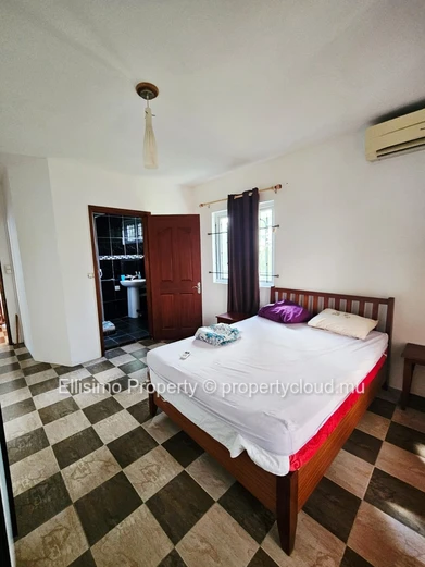Duplex 3 bedroom + 1 ensuite in Calodyne