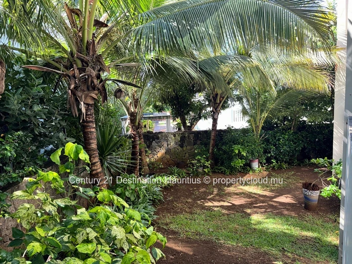 PRICE REDUCED | Rare Private Garden Apartment at Le Savoy - Foreign Buyers Welcome