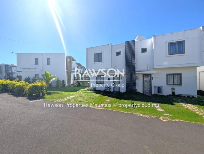 Mystic 7 — Furnished 2-Bedroom Duplex For Sale In Grand Gaube, Melville — Mur