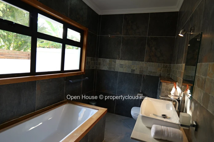 Furnished 3-Bedroom Villa with Private Pool in Pointe aux Piments