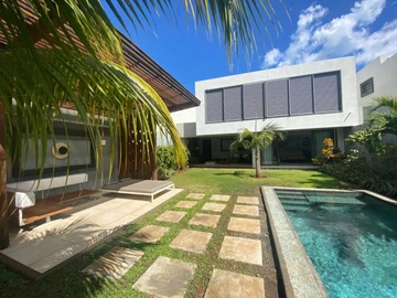 4 Bedroom Townhouse, Duplex