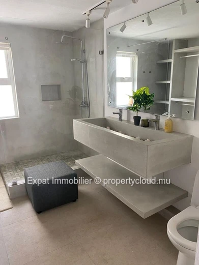 Contemporary 3-Bedroom Townhouse With Direct Access To The Sea – Pointe Aux Biches