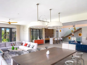4 Bedroom Villa
