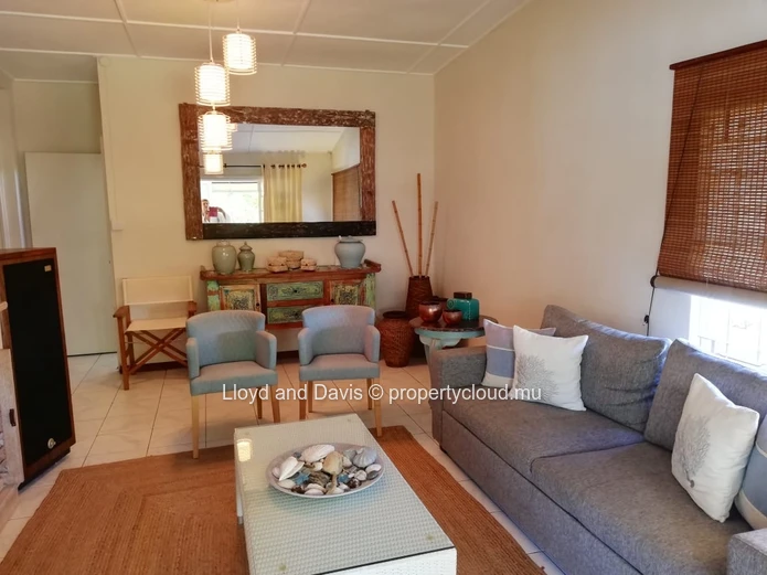 Élégante maison mauricienne avec accès privé à la plage