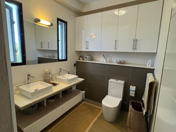 3 Bedroom Townhouse, Duplex