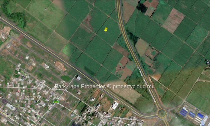 Land on the Terre Rouge Verdun Motorway