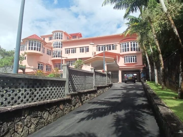 Maison de 8 Chambres