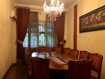 7 Bedroom House