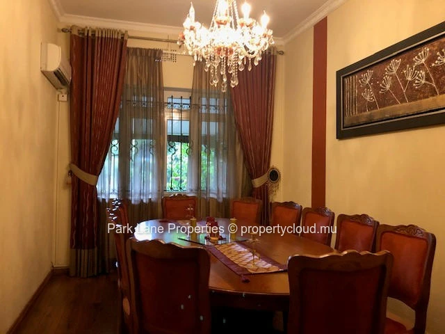 Spacious double-storey home with separate entrances in Quatre Bornes – Ideal for a large family