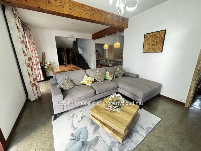 Maison 4 À 5 Chambres À Proximité Immédiate De La Plage - Trou Aux Biches