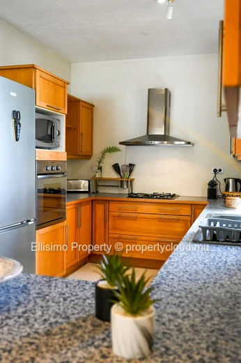 Beachfront Apartment for Rent – Résidences Ilot, Grand Baie