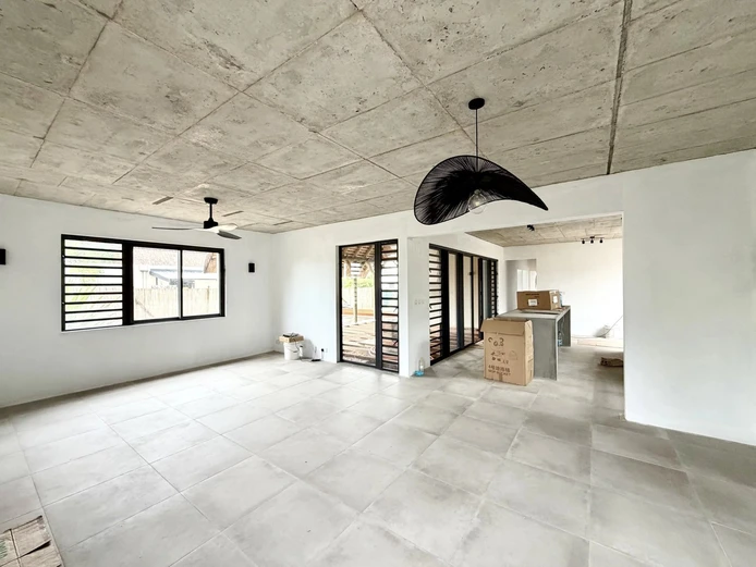 Villa | Tamarin | Close to Schools