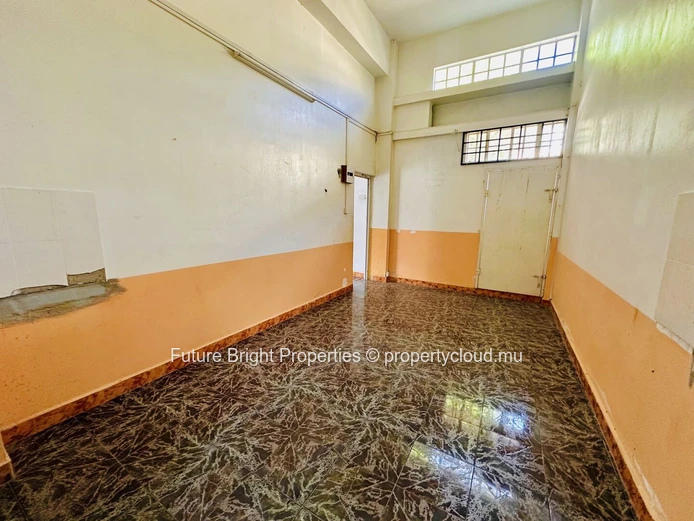 Prime Commercial Space For Rent – Allée Brillant, Floréal