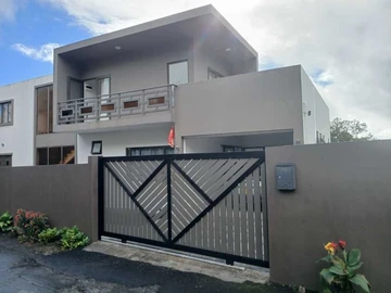 Modern duplex villa in Eau Coulée with 3 bedrooms 2 bathrooms mountain view close to schools and shops fully furnished