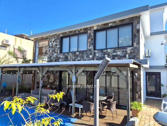 Superbe villa contemporaine 3 chambres avec piscine – Flic-en-Flac
